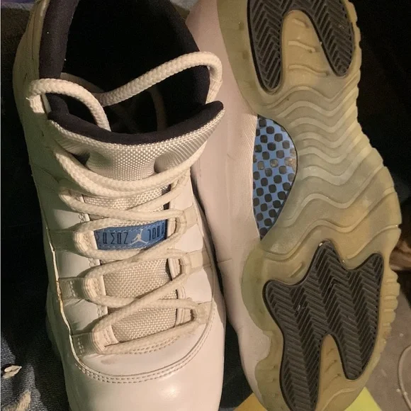 Air Jordan 11 Retro 'Legend Blue' 2014 - Picture 2 of 4
